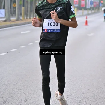Runner Photo 8170968