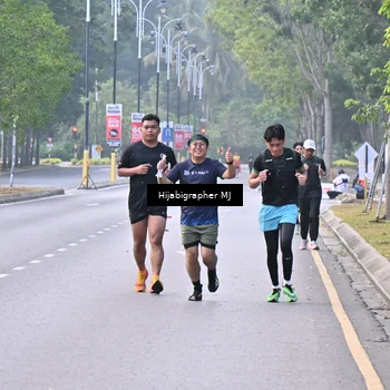 Runner Photo 8170986