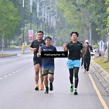 Runner Photo 8170993
