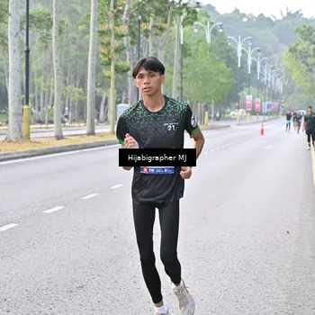 Runner Photo 8171001