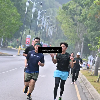 Runner Photo 8171011
