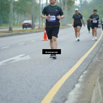 Runner Photo 8171042