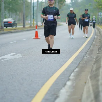 Runner Photo 8171049