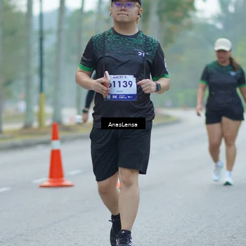 Runner Photo 8171056