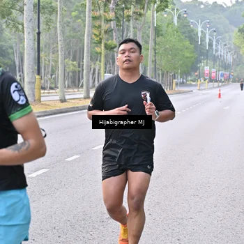 Runner Photo 8171063