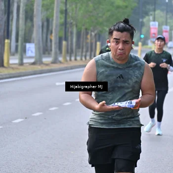 Runner Photo 8171079