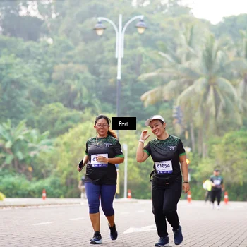 Runner Photo 8171086