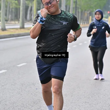 Runner Photo 8171135