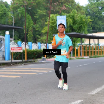 Runner Photo 8171190