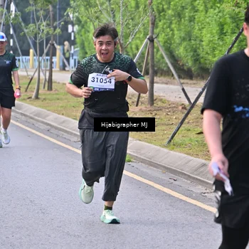 Runner Photo 8171239