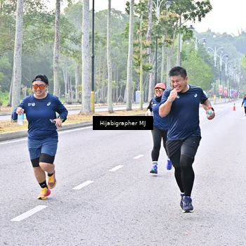 Runner Photo 8171297