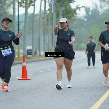 Runner Photo 8171306