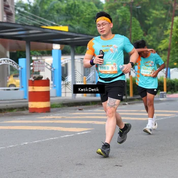 Runner Photo 8171624
