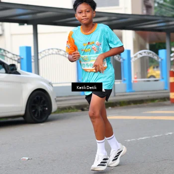 Runner Photo 8171735