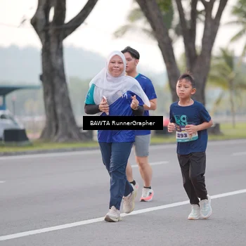 Runner Photo 8171870