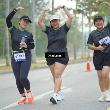 Runner Photo 8171990