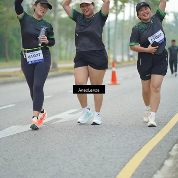Runner Photo 8171993