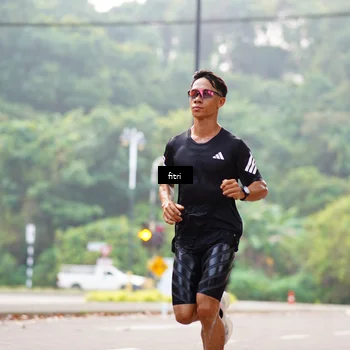 Runner Photo 8172139