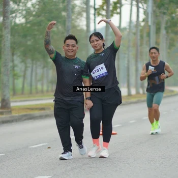 Runner Photo 8172490