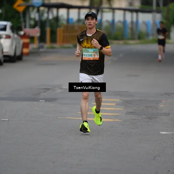 Runner Photo 8172589