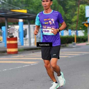 Runner Photo 8172595