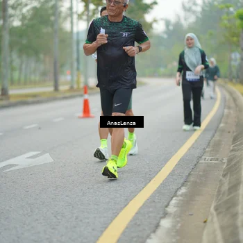 Runner Photo 8172645