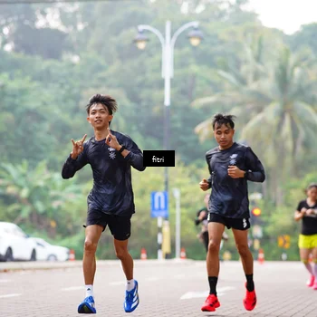 Runner Photo 8172656