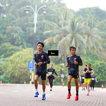 Runner Photo 8172695