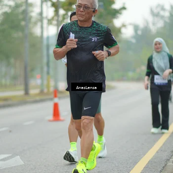 Runner Photo 8172699