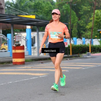 Runner Photo 8172796