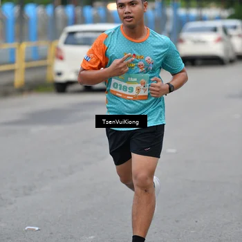 Runner Photo 8172801