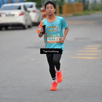 Runner Photo 8172860