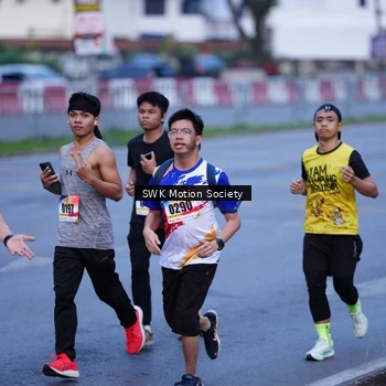 Runner Photo 8173401
