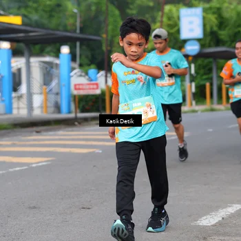 Runner Photo 8173419