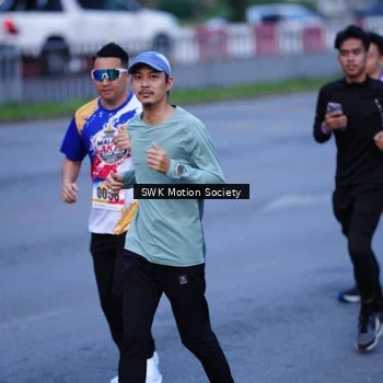 Runner Photo 8173892