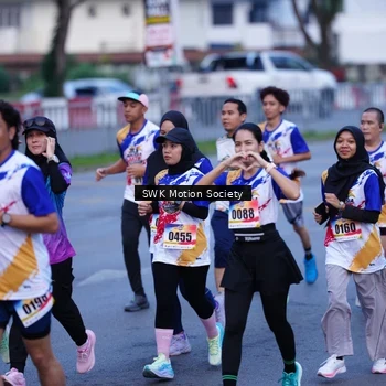 Runner Photo 8174004