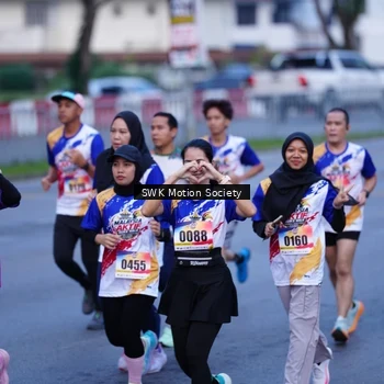 Runner Photo 8174019