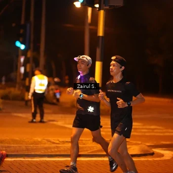 Runner Photo 8174043