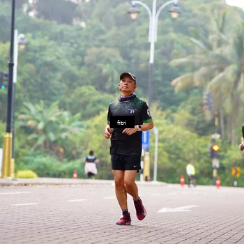 Runner Photo 8174056