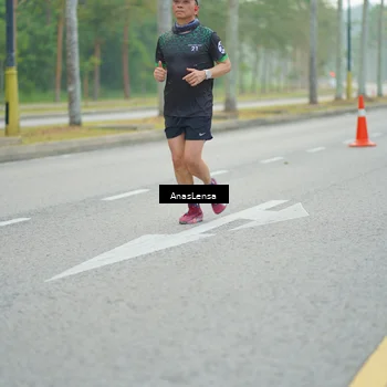 Runner Photo 8174136