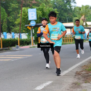 Runner Photo 8174174