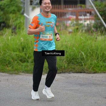 Runner Photo 8174331
