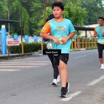 Runner Photo 8174426