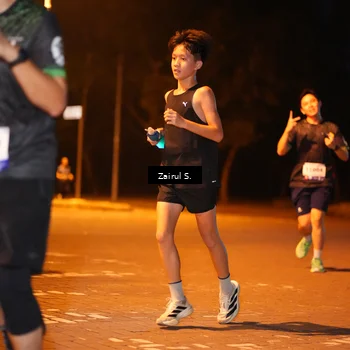 Runner Photo 8174452