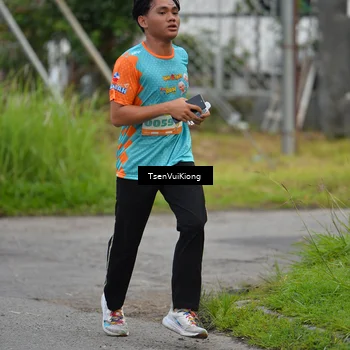 Runner Photo 8174473