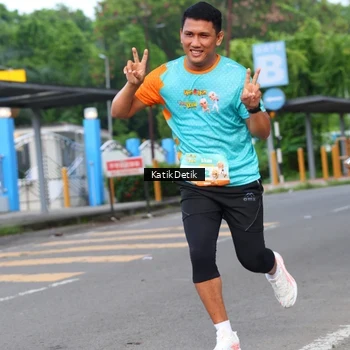 Runner Photo 8174580