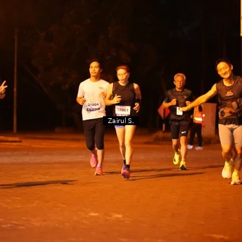 Runner Photo 8174626