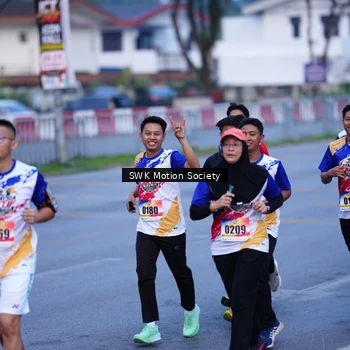 Runner Photo 8174636