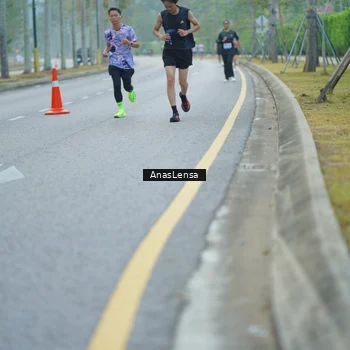 Runner Photo 8174638