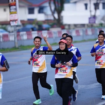 Runner Photo 8174673